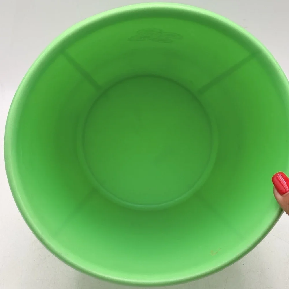 Rubbermaid 2940 Trash Can Wastebasket Bright Apple Green Round 10